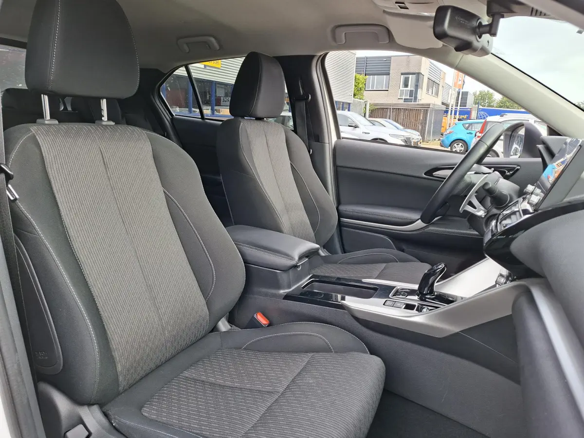 2.4 PHEV Intense 4WD SOH 100% Dealer Onderh. Fabrieksgar.tot 2030 Afn.Trekhaak Stoelverw. Carplay Cruise Control APK 10-2028 Rijklaar!