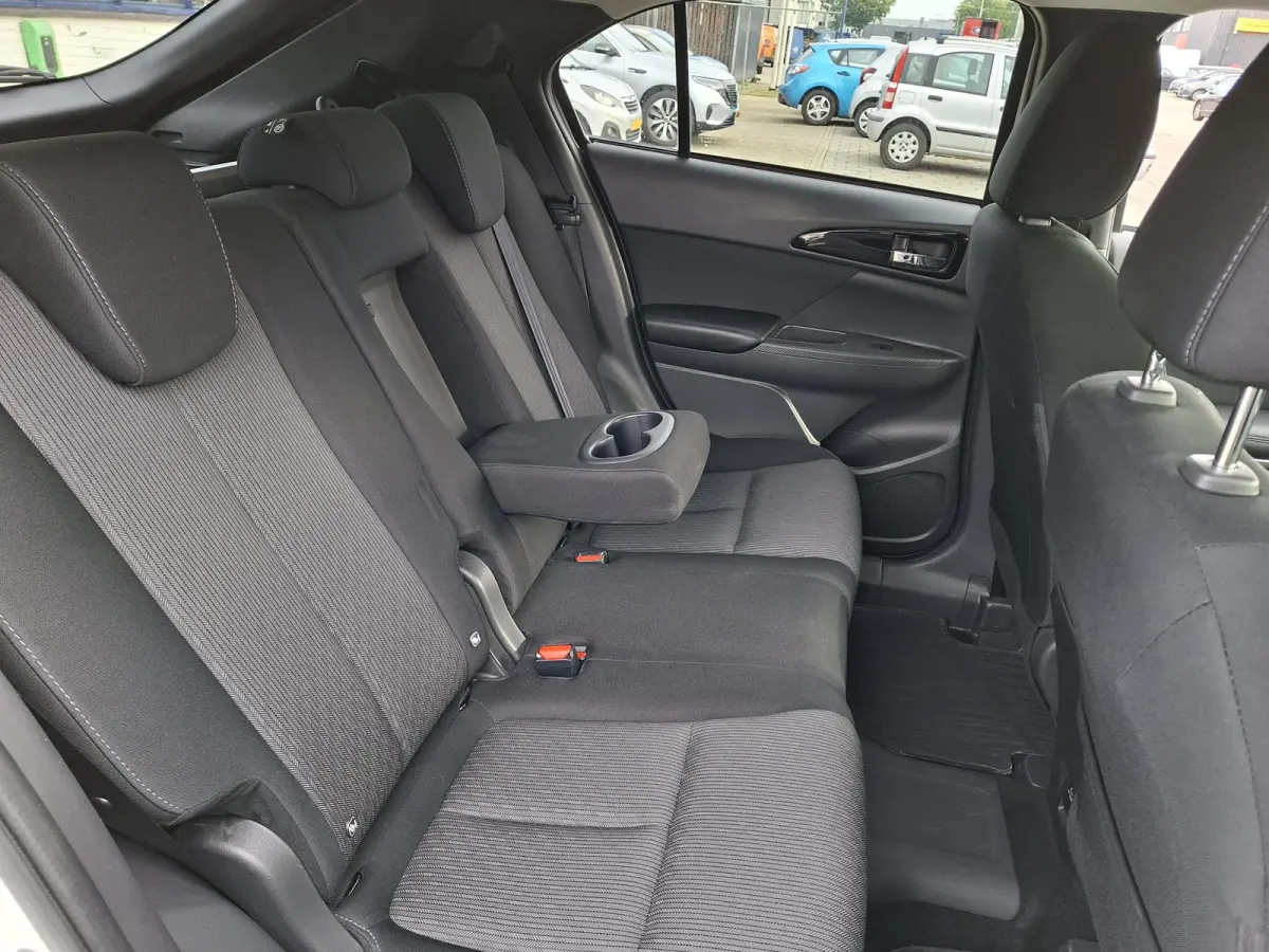 2.4 PHEV Intense 4WD SOH 100% Dealer Onderh. Fabrieksgar.tot 2030 Afn.Trekhaak Stoelverw. Carplay Cruise Control APK 10-2028 Rijklaar!