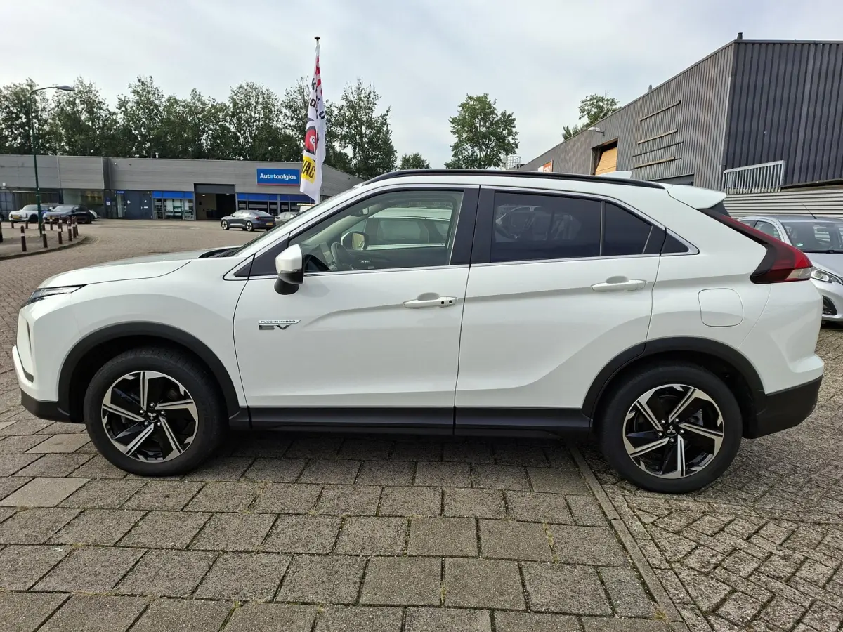 2.4 PHEV Intense 4WD SOH 100% Dealer Onderh. Fabrieksgar.tot 2030 Afn.Trekhaak Stoelverw. Carplay Cruise Control APK 10-2028 Rijklaar!