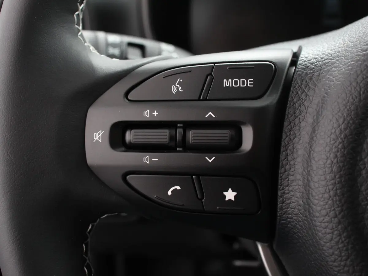 1.0 DPI DynamicLine Automaat | Navigatie | |Apple Carplay/Android auto | Airco | Camera | DAB |  Bluetooth