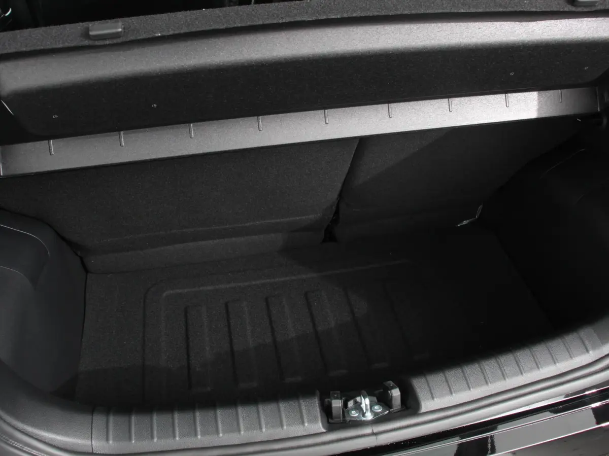1.0 DPI DynamicLine Automaat | Navigatie | |Apple Carplay/Android auto | Airco | Camera | DAB |  Bluetooth
