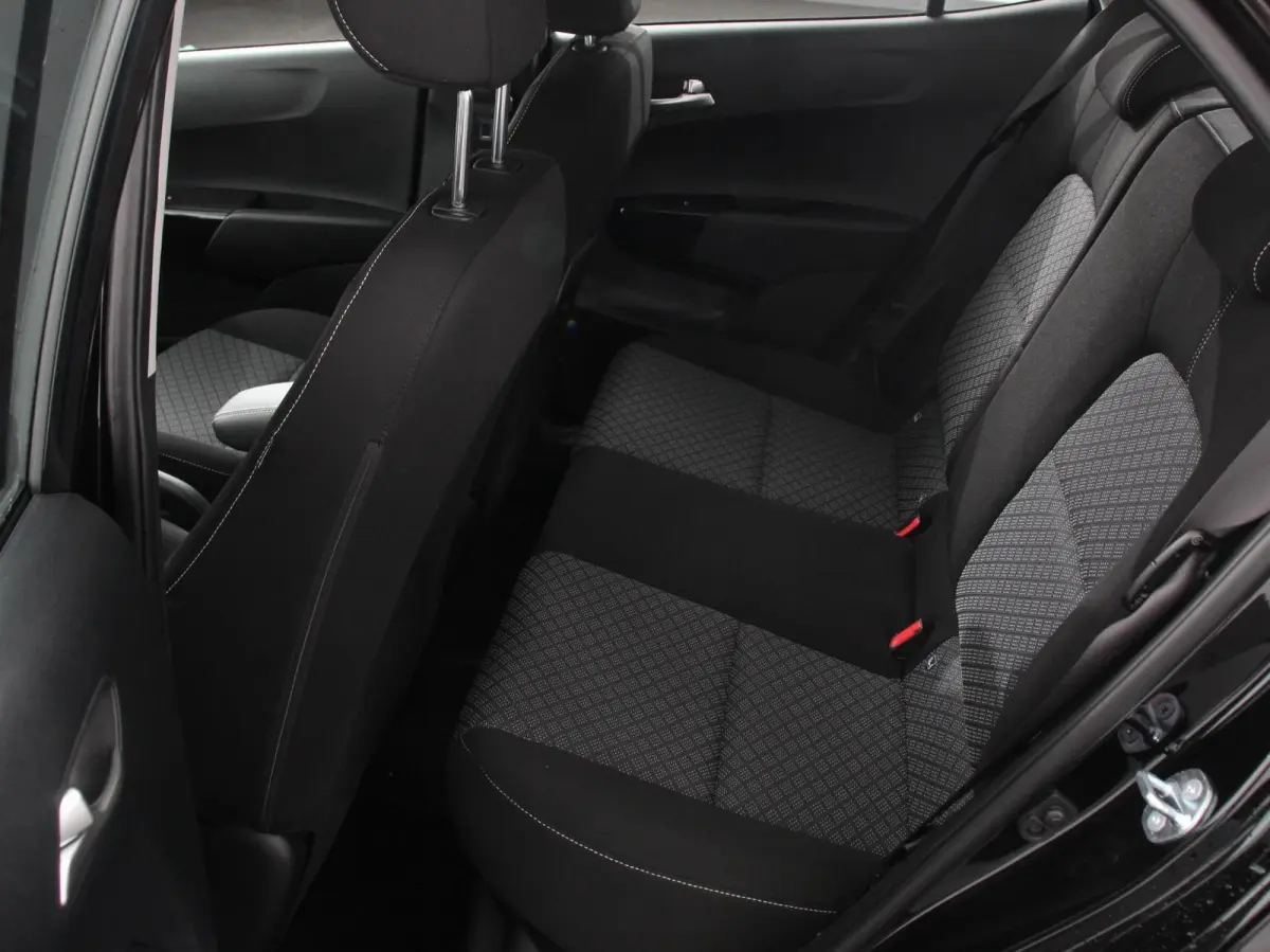 1.0 DPI DynamicLine Automaat | Navigatie | |Apple Carplay/Android auto | Airco | Camera | DAB |  Bluetooth
