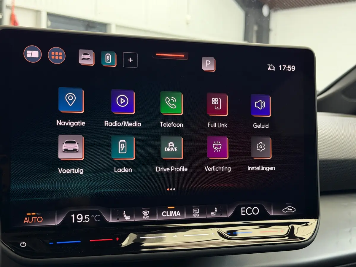 Performance 82 kWh HuD Camera 231pk