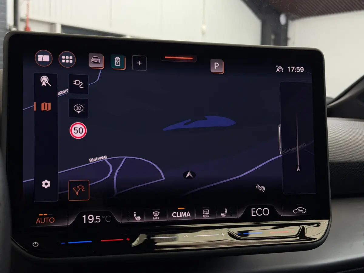 Performance 82 kWh HuD Camera 231pk