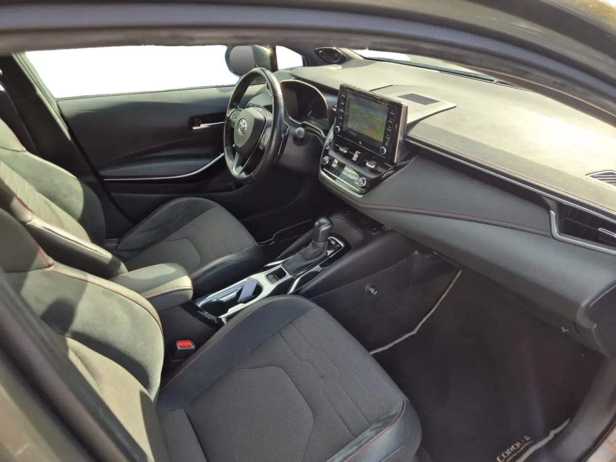 2.0 Hybrid Executive | Cruise Control | Climate Control | Privacy Glass | Half Lederen Bekleding | Navigatie | Camera |