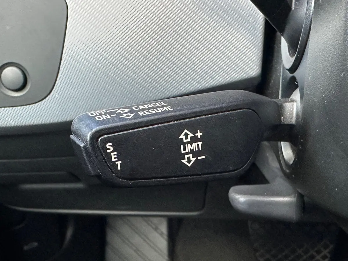 40 TFSI S-Line Leer Carplay Pano