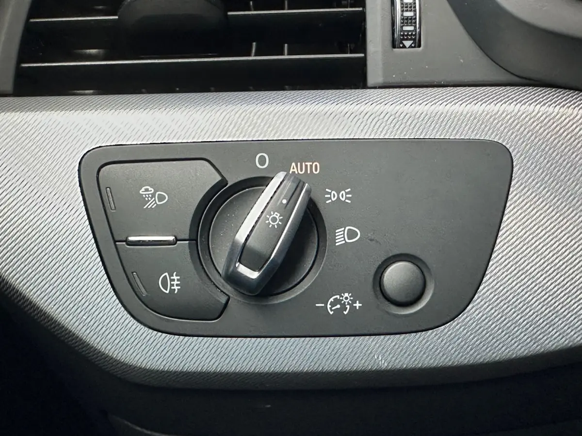 40 TFSI S-Line Leer Carplay Pano