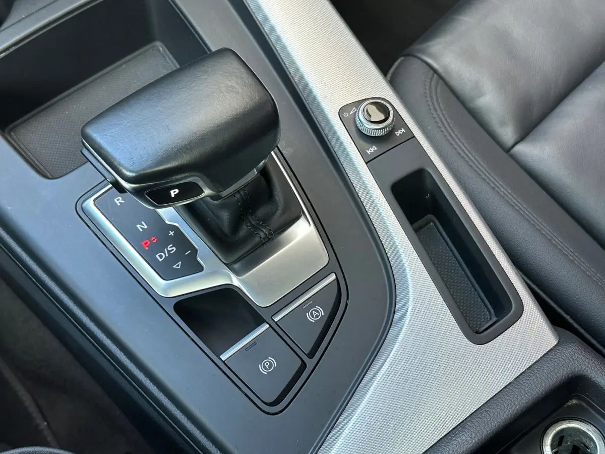 40 TFSI S-Line Leer Carplay Pano