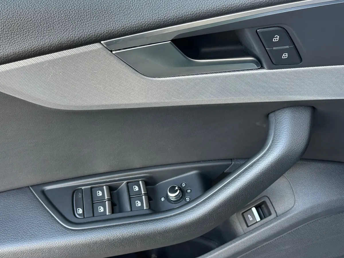 40 TFSI S-Line Leer Carplay Pano