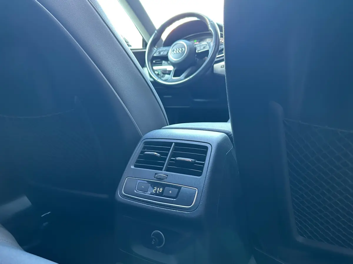 40 TFSI S-Line Leer Carplay Pano