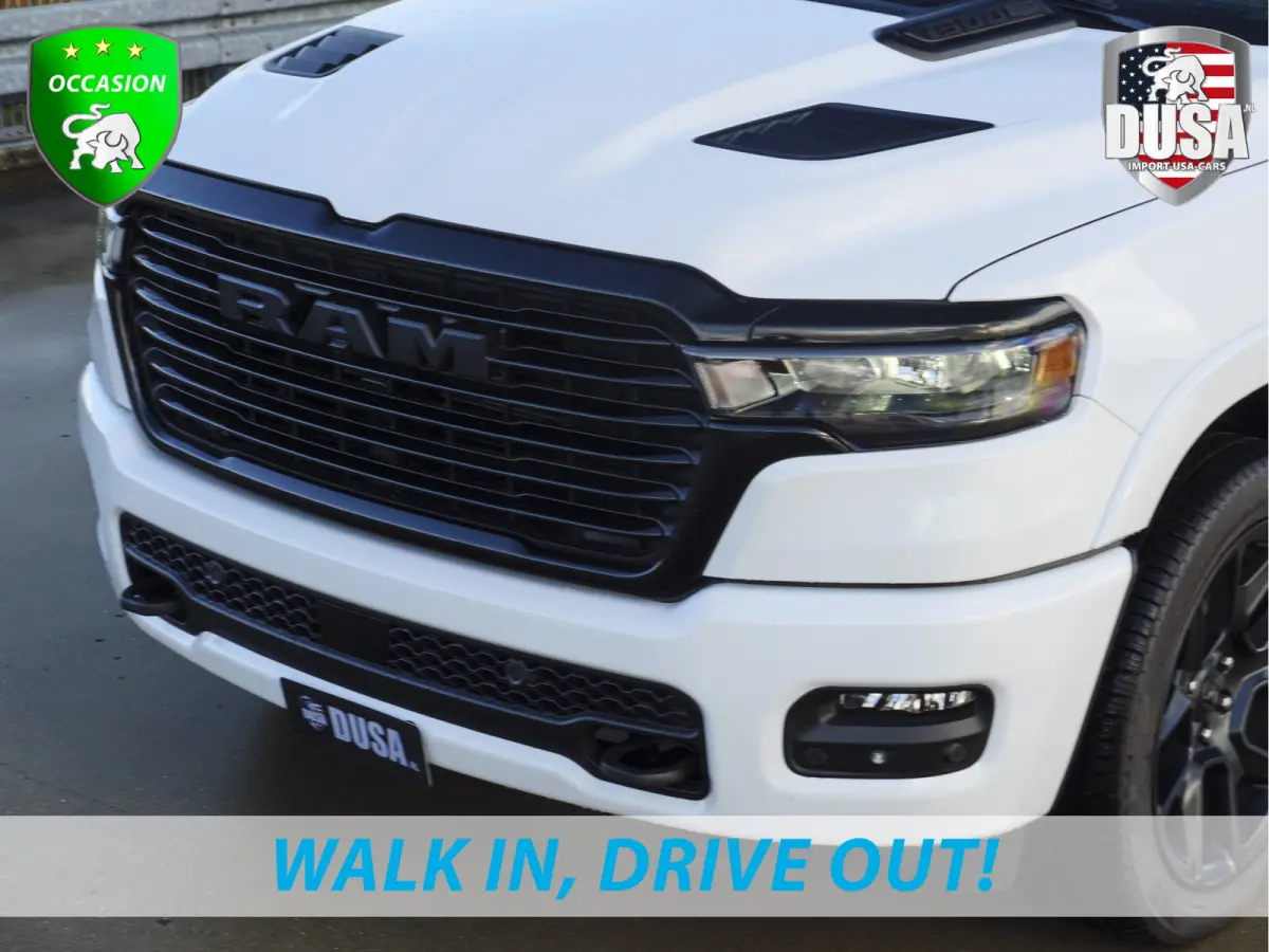 1500 | Laramie | Night | 3.0L I6 Hurricane | Crew Cab | 4X4 | 14,4-inch Touchscreen | Passenger Display | Getoonde accessoires zijn verkrijgbaar tegen meerprijs