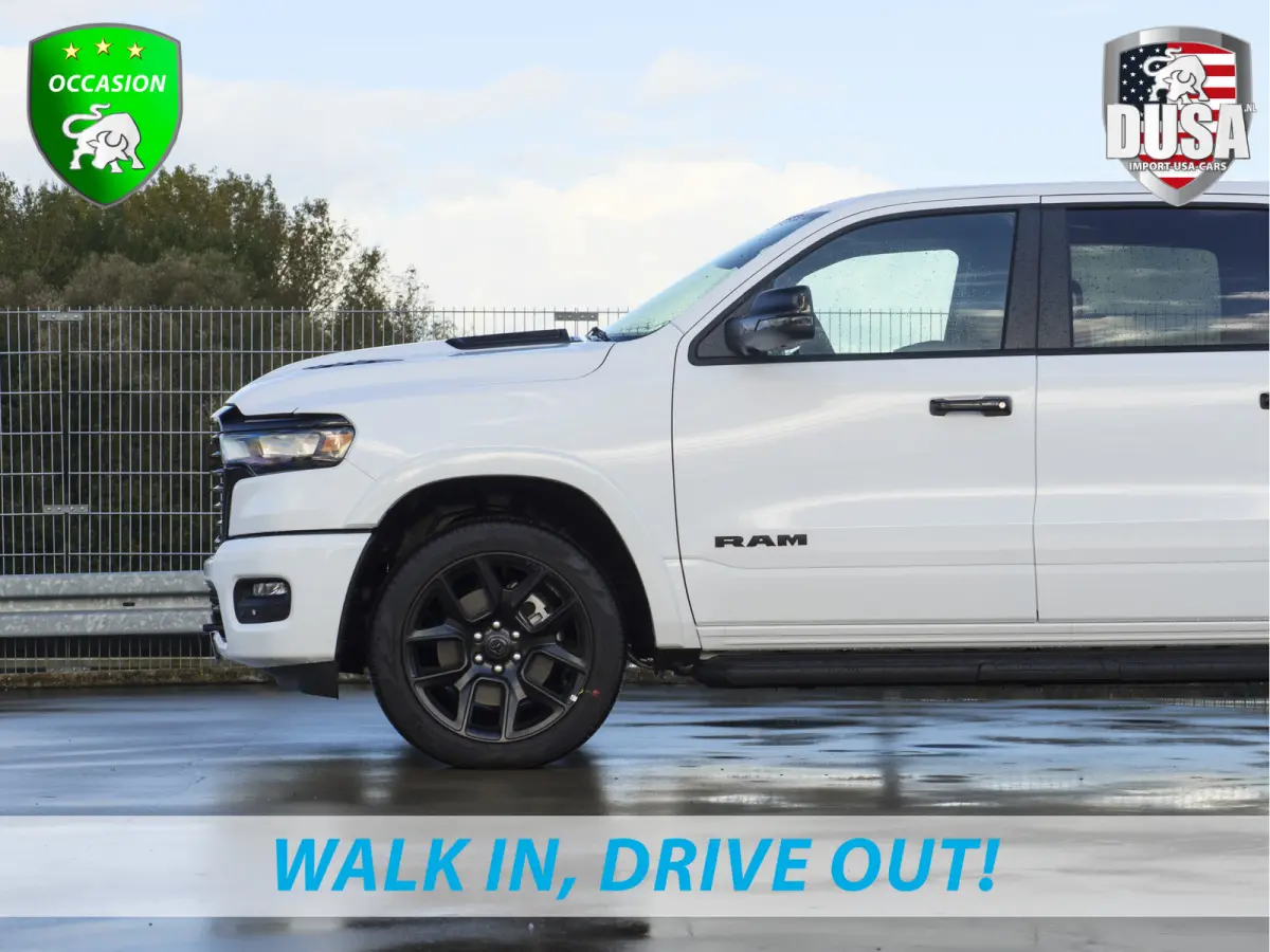 1500 | Laramie | Night | 3.0L I6 Hurricane | Crew Cab | 4X4 | 14,4-inch Touchscreen | Passenger Display | Getoonde accessoires zijn verkrijgbaar tegen meerprijs