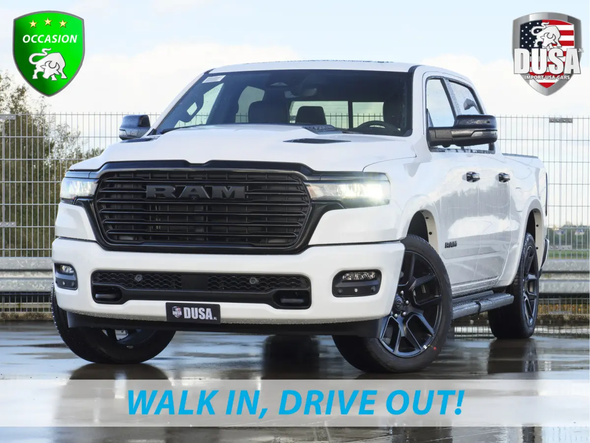 1500 | Laramie | Night | 3.0L I6 Hurricane | Crew Cab | 4X4 | 14,4-inch Touchscreen | Passenger Display | Getoonde accessoires zijn verkrijgbaar tegen meerprijs