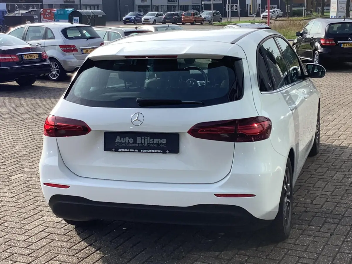 180 Star Edition, automaat, achteruitrijcamera, cruise, navi, led,