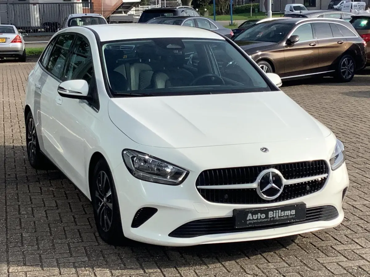 180 Star Edition, automaat, achteruitrijcamera, cruise, navi, led,