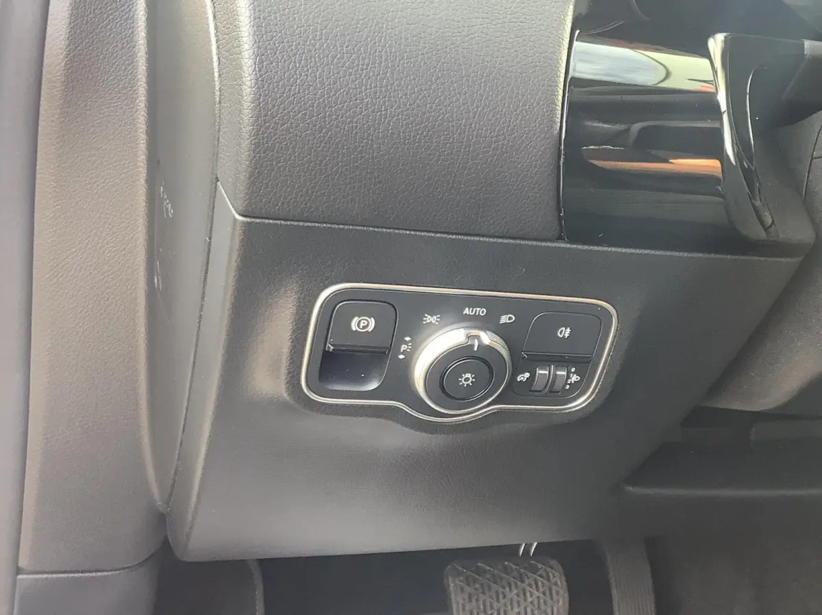 180 Star Edition, automaat, achteruitrijcamera, cruise, navi, led,