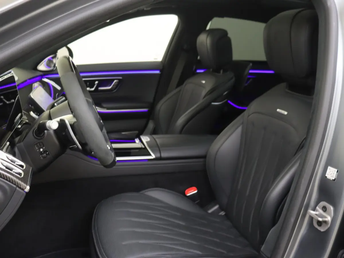 AMG 63 S E Performance / Panoramadak/ Carbon int+ext/ Burmester 4D/ Entertainment/ 21 inch/ Zéér compleet