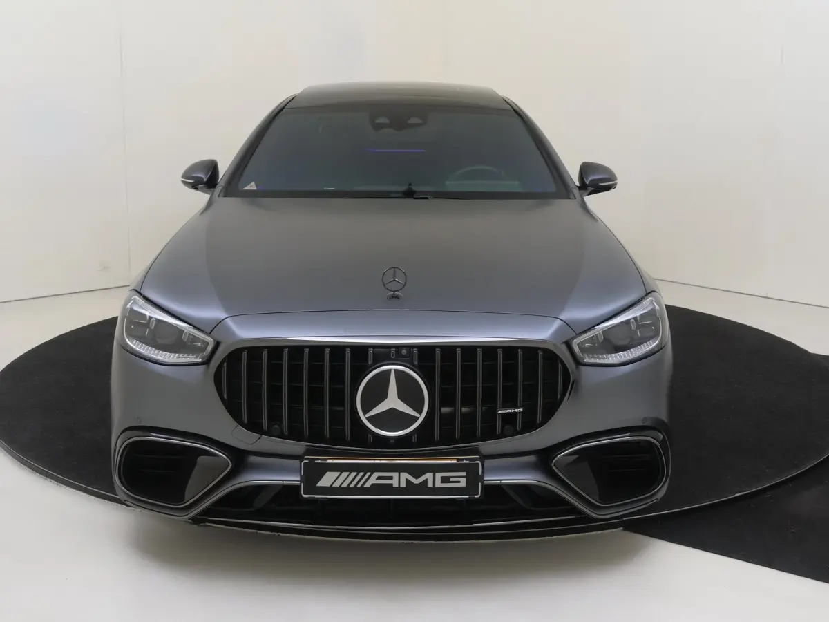 AMG 63 S E Performance / Panoramadak/ Carbon int+ext/ Burmester 4D/ Entertainment/ 21 inch/ Zéér compleet