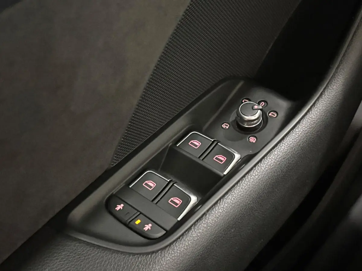 1.4 TFSI Ambiente Pro Line - Pano - ACC