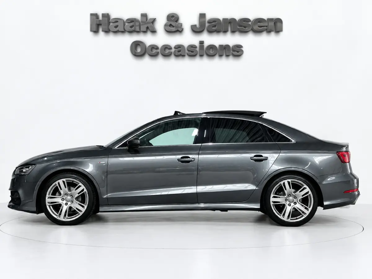1.4 TFSI Ambiente Pro Line - Pano - ACC
