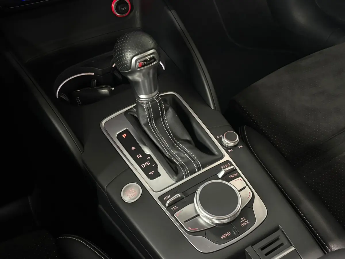 1.4 TFSI Ambiente Pro Line - Pano - ACC
