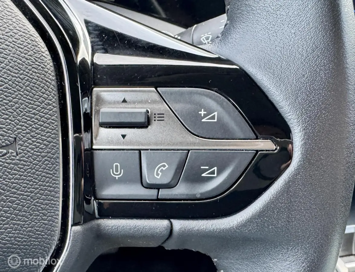 1.6 PLUG-IN HYBRID 180 PK ALLURE PACK PHEV | ACC | Camera | Keyless