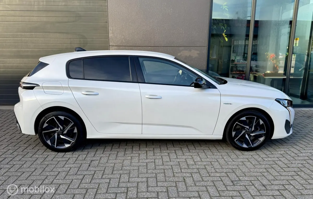 1.6 PLUG-IN HYBRID 180 PK ALLURE PACK PHEV | ACC | Camera | Keyless