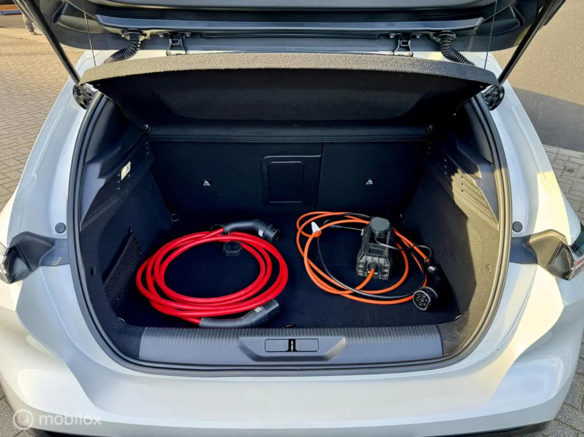 1.6 PLUG-IN HYBRID 180 PK ALLURE PACK PHEV | ACC | Camera | Keyless