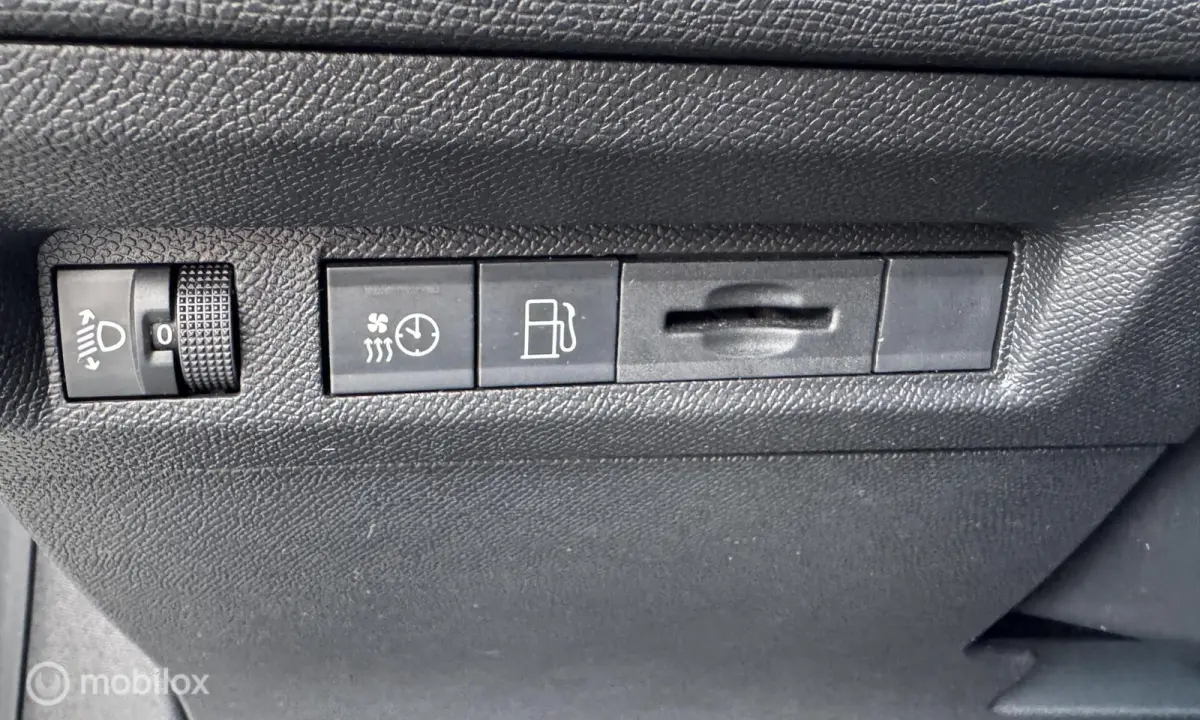 1.6 PLUG-IN HYBRID 180 PK ALLURE PACK PHEV | ACC | Camera | Keyless