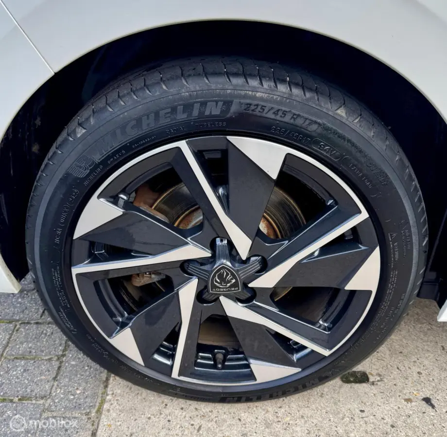 1.6 PLUG-IN HYBRID 180 PK ALLURE PACK PHEV | ACC | Camera | Keyless