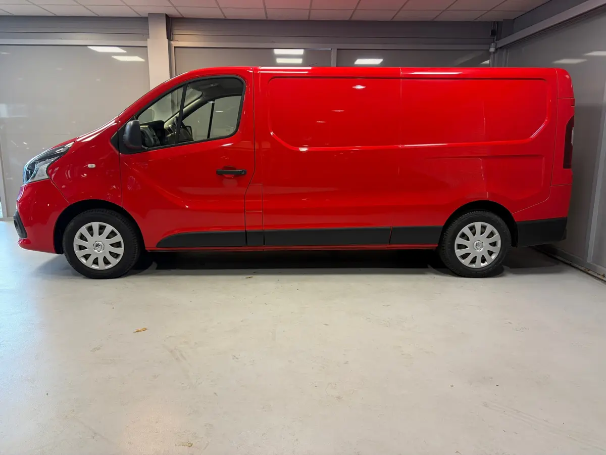 T29 L2H1 Comfort 1.6 dCi 120pk | Navigatie | Airco | Betimmering | Trekhaak |