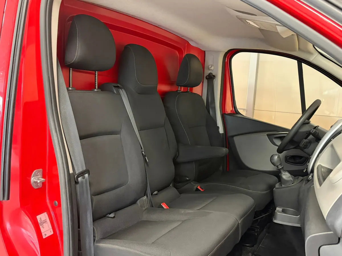T29 L2H1 Comfort 1.6 dCi 120pk | Navigatie | Airco | Betimmering | Trekhaak |