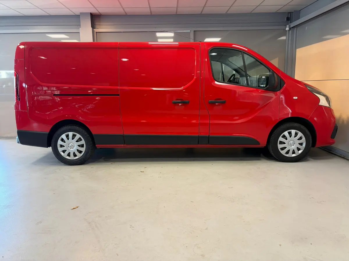 T29 L2H1 Comfort 1.6 dCi 120pk | Navigatie | Airco | Betimmering | Trekhaak |