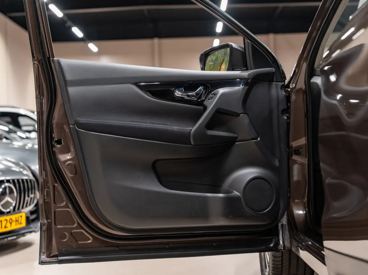 1.3 MHEV N-Connecta, Navi, Cruise, Clima, 360 Cam, Trekhaak, Private Glas, PDC, Volledig Onderhoud