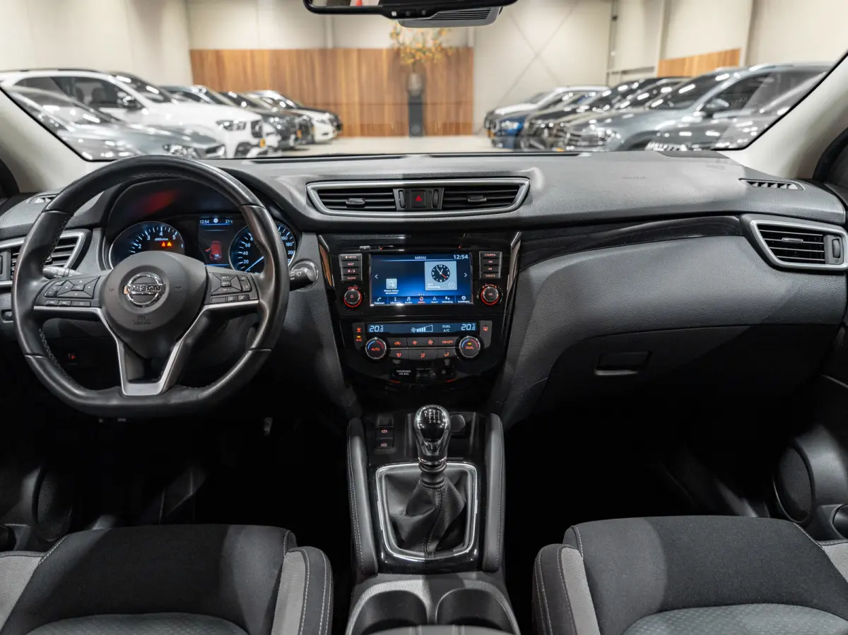 1.3 MHEV N-Connecta, Navi, Cruise, Clima, 360 Cam, Trekhaak, Private Glas, PDC, Volledig Onderhoud