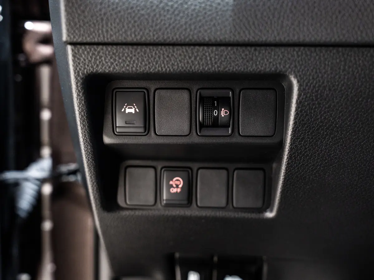 1.3 MHEV N-Connecta, Navi, Cruise, Clima, 360 Cam, Trekhaak, Private Glas, PDC, Volledig Onderhoud