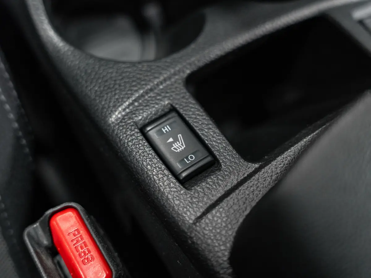1.3 MHEV N-Connecta, Navi, Cruise, Clima, 360 Cam, Trekhaak, Private Glas, PDC, Volledig Onderhoud