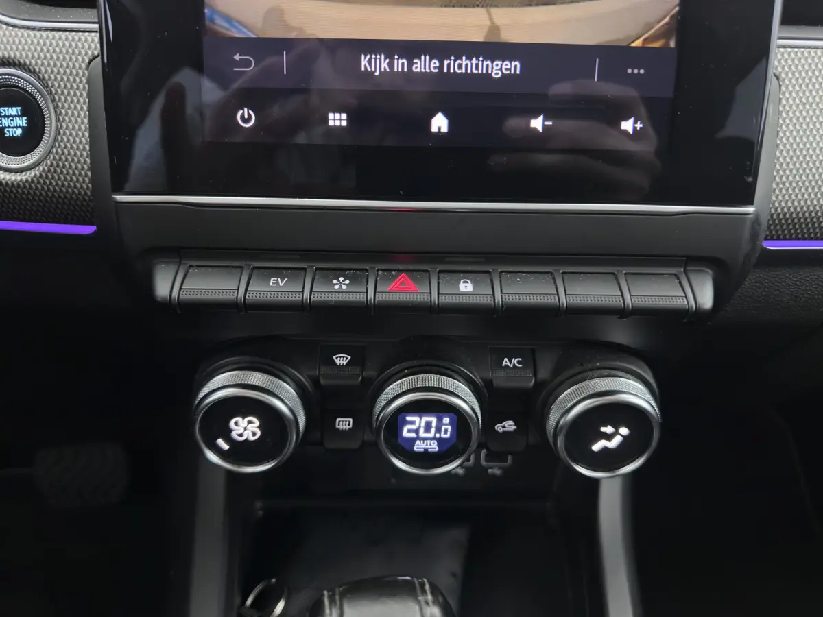 1.6 E-Tech Hybrid 145 Intens (INCL-BTW) Aut. *LEATHER-FABRIC | FULL-LED | DIGI-COCKPIT | LANE-ASSIST | BLIND-SPOT | NAVI-FULLMAP | AMBIENTLIGHT | CAMERA | KEYLESS | DAB+ | COMFORTSEATS | KEY