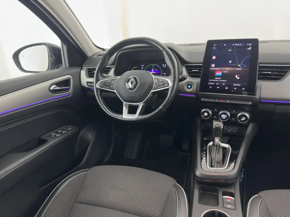 1.6 E-Tech Hybrid 145 Intens (INCL-BTW) Aut. *LEATHER-FABRIC | FULL-LED | DIGI-COCKPIT | LANE-ASSIST | BLIND-SPOT | NAVI-FULLMAP | AMBIENTLIGHT | CAMERA | KEYLESS | DAB+ | COMFORTSEATS | KEY