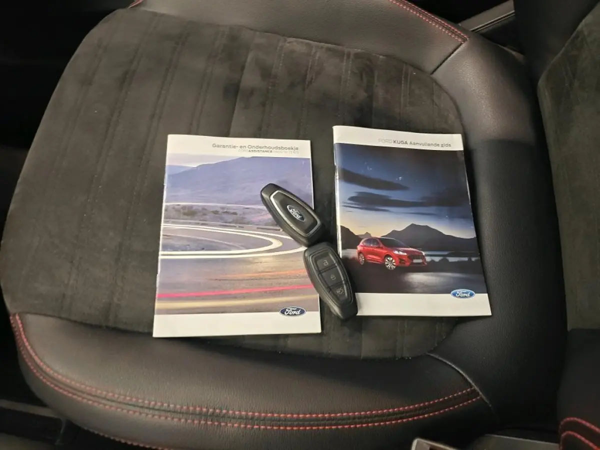 2.5 PHEV ST-Line X 1e Eigenaar | Volledig Onderh | BTW | NAP | Winterpack | Elek Trekhaak | SOH 85% | Camera | Navi | Carplay | Elek Klep | 1 Kabel | Cruise | Bots | DAB | Full LED | Keyless
