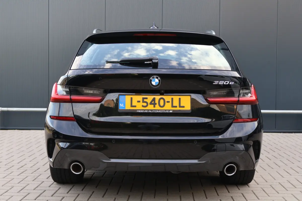 320e M-Sport Business Edition Plus | Trekhaak | Laser Light |  Leer | Camera | Stoelverwarming V+A | Adaptieve Cruise