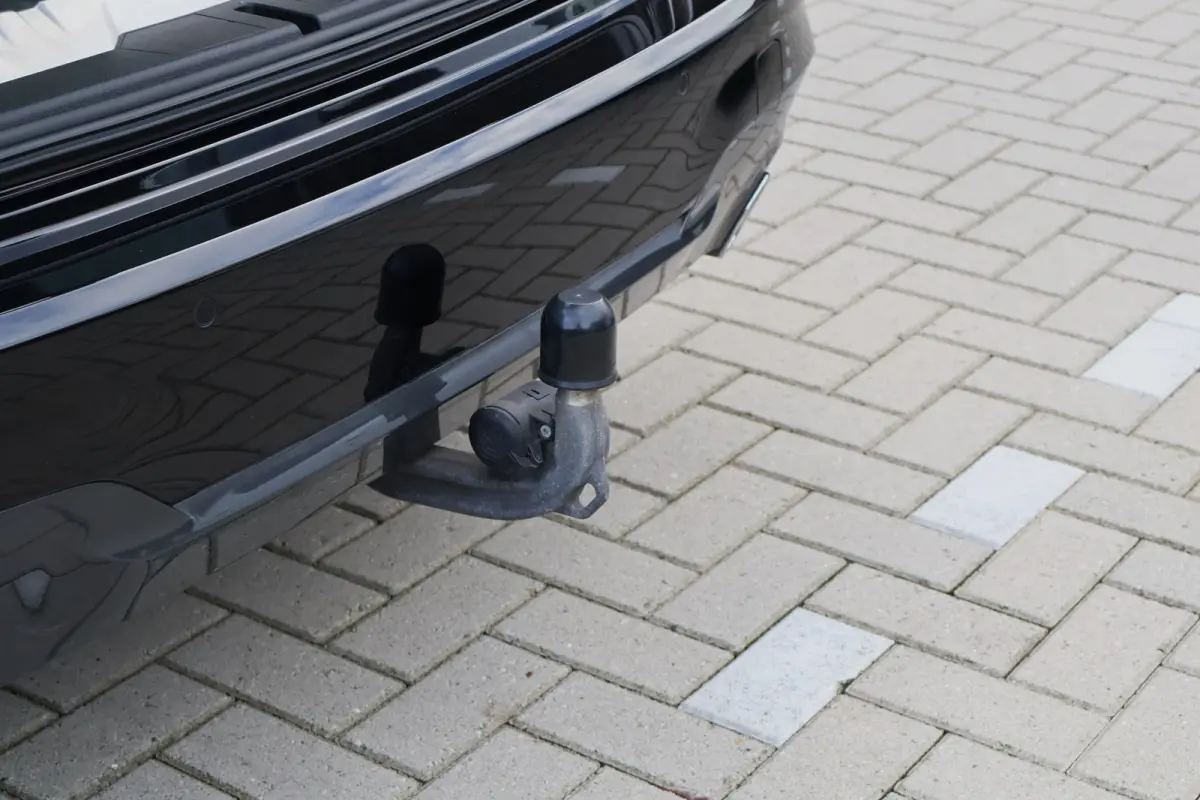 320e M-Sport Business Edition Plus | Trekhaak | Laser Light |  Leer | Camera | Stoelverwarming V+A | Adaptieve Cruise