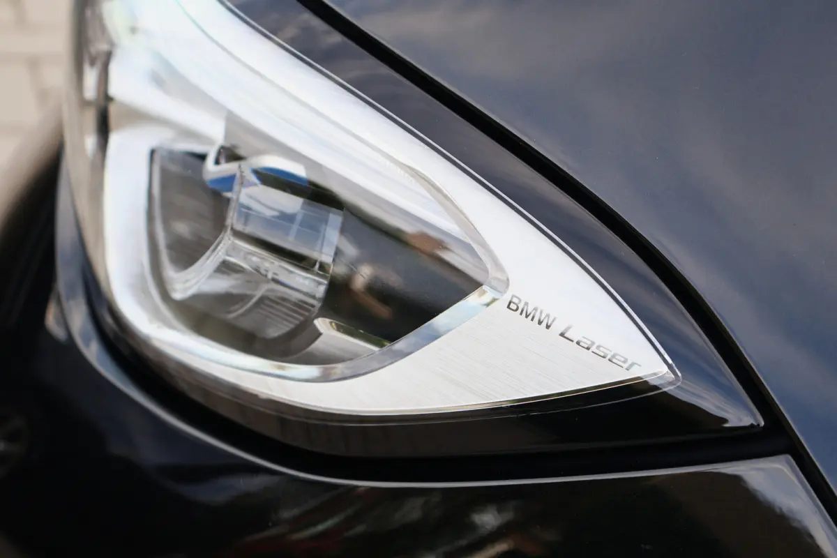 320e M-Sport Business Edition Plus | Trekhaak | Laser Light |  Leer | Camera | Stoelverwarming V+A | Adaptieve Cruise
