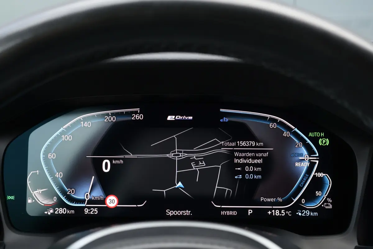 320e M-Sport Business Edition Plus | Trekhaak | Laser Light |  Leer | Camera | Stoelverwarming V+A | Adaptieve Cruise