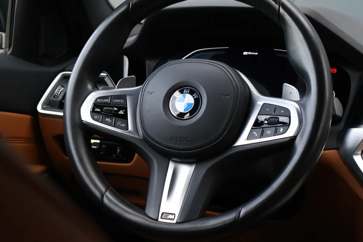 320e M-Sport Business Edition Plus | Trekhaak | Laser Light |  Leer | Camera | Stoelverwarming V+A | Adaptieve Cruise