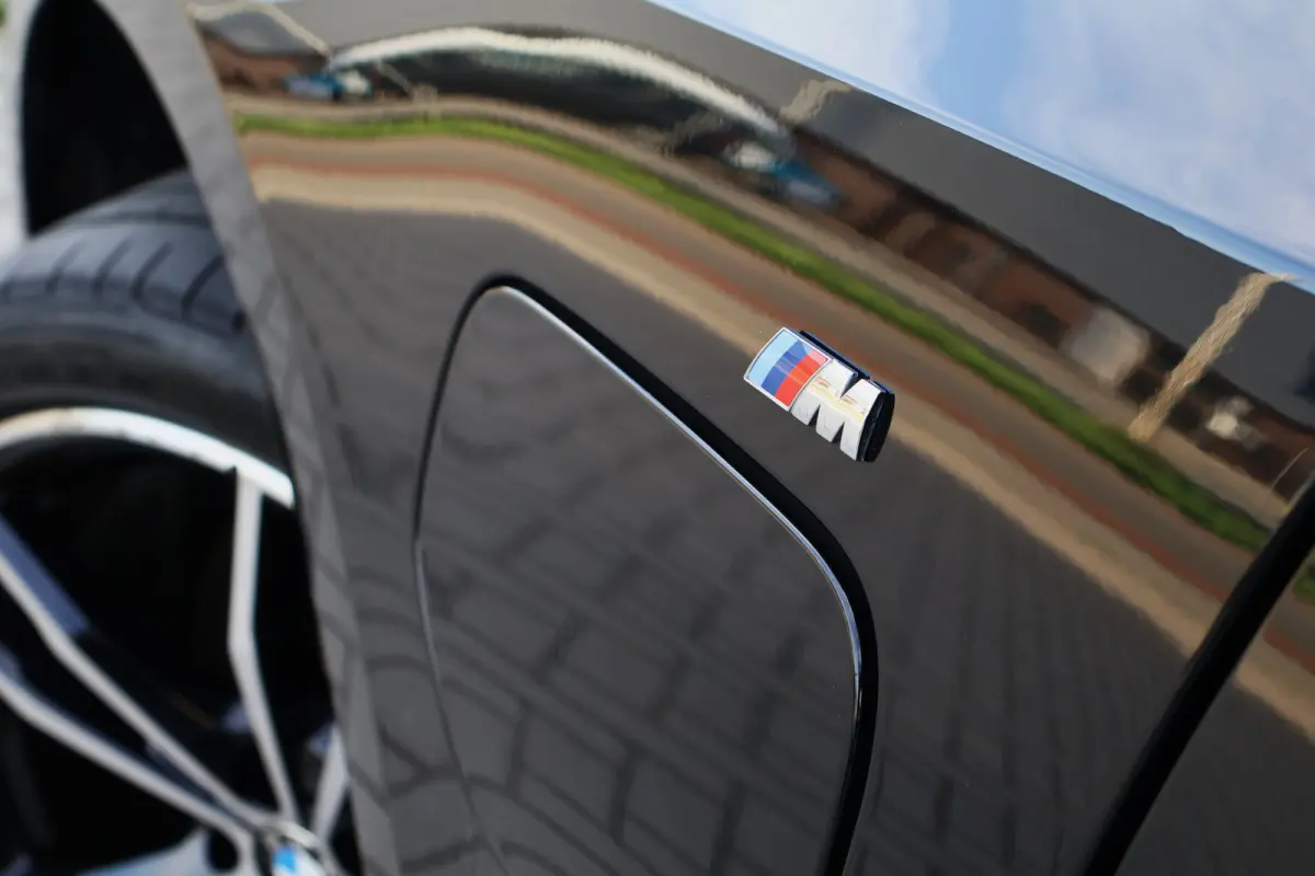 320e M-Sport Business Edition Plus | Trekhaak | Laser Light |  Leer | Camera | Stoelverwarming V+A | Adaptieve Cruise