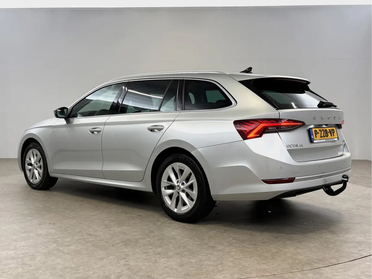 1.0 TSI e-TEC MHEV DSG | Virtual | Camera | Carplay | Sfeer | Trekhaak | Cruise | Navi | Keyless | NAP
