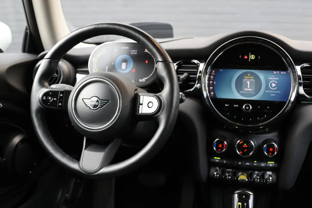 Classic 33 kWh | ACC | Keyless | SOH 95.0% |