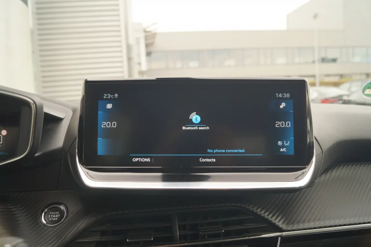 1.2 PureTech Allure -NAVI-ECC-CAM-TREKHAAK-PDC-