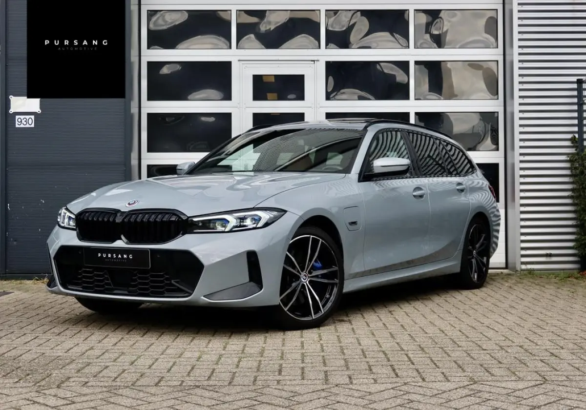 330 e xDrive | M Sport | Trekhaak | Head Up | Adapt. C | 19 inch